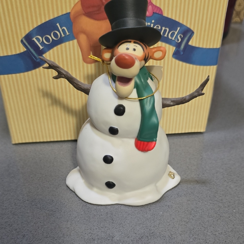 Disney Tigger Snowman Ornament Holiday Charm